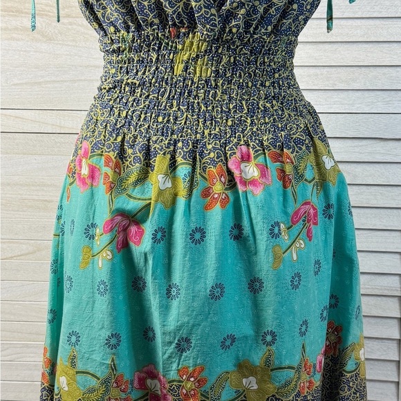 Forever 21 Smocked Waist Summer Dress, Size Medium. Excellent Condition - Picture 4 of 6